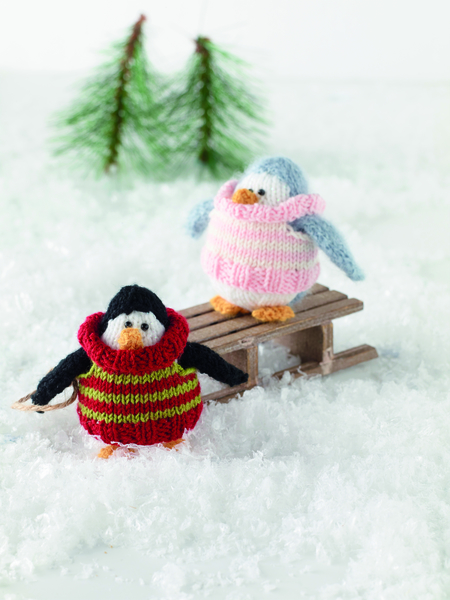 Make Your own Mini Knitted Christmas Penguin